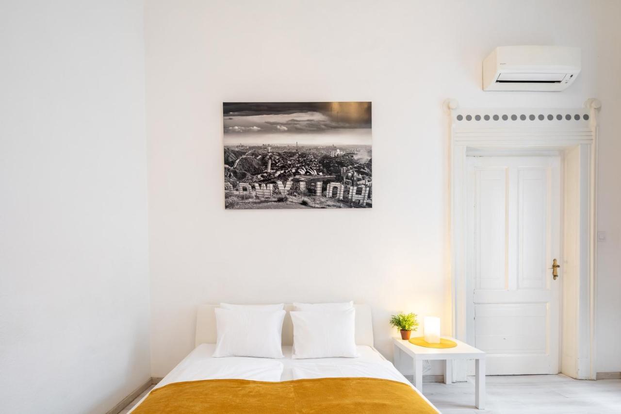 New, High Quality Apartment In The City Center Budapest Exterior photo